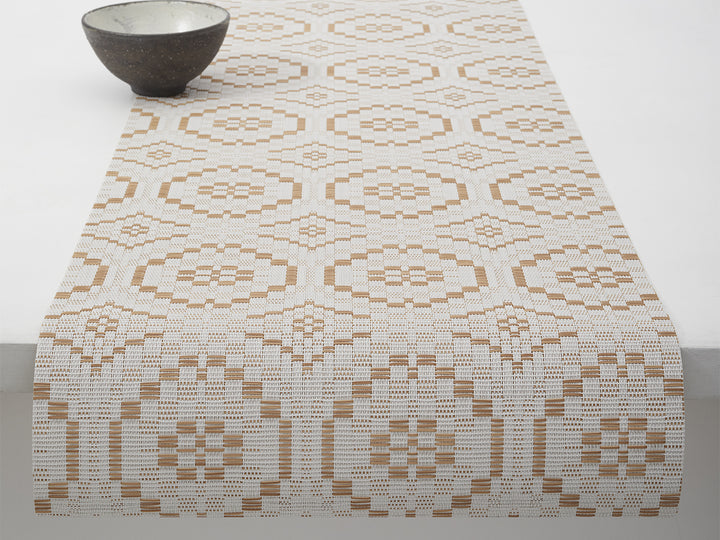 Chilewich Overshot Table Runner (Butterscotch)