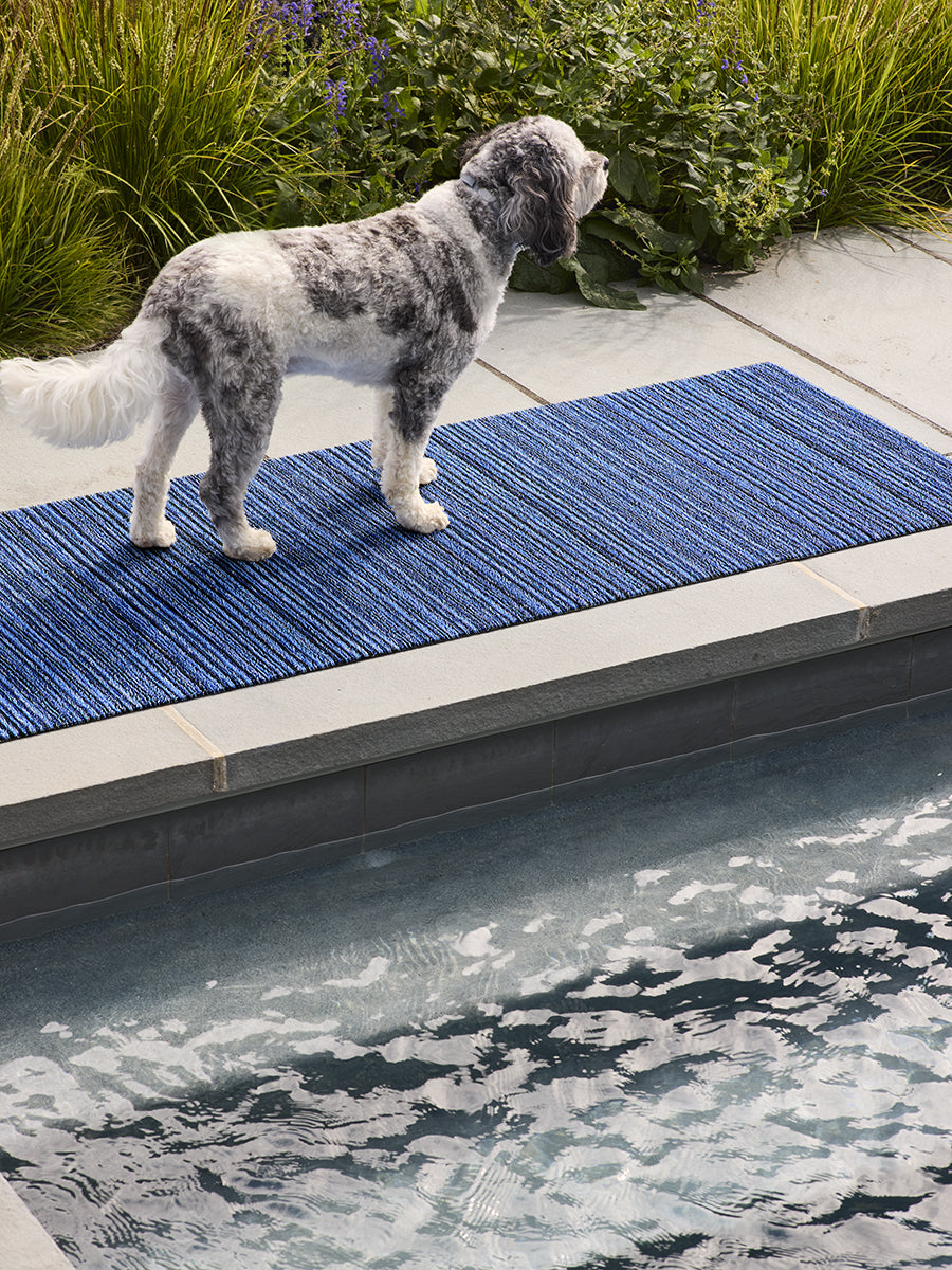 Chilewich Skinny Stripe Shag Floor Mats (Ocean)