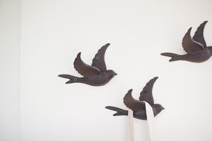 Cast Iron Flying Bird Wall Hooks Set/4