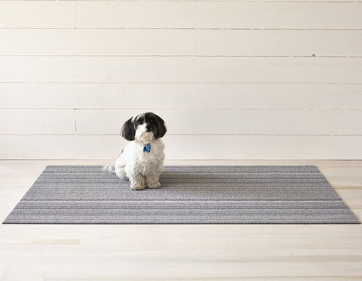 Chilewich Skinny Stripe Shag Floor Mat (Shadow)