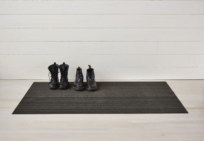 Chilewich Skinny Stripe Shag Floor Mat (Steel)