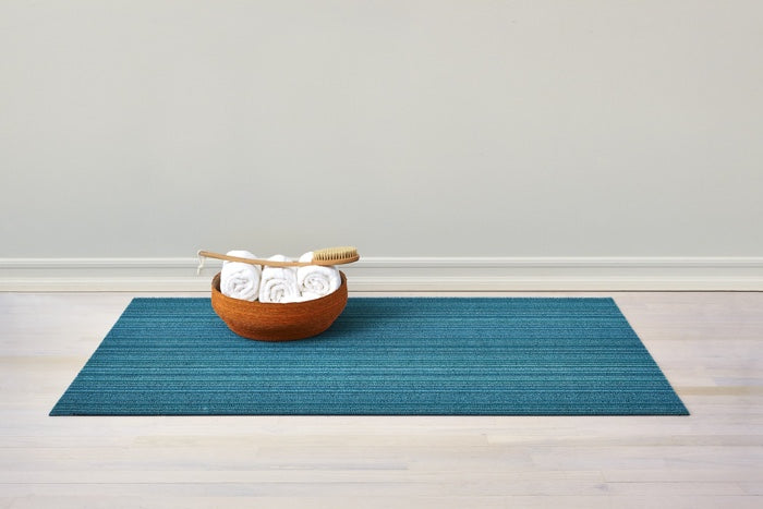 Chilewich Skinny Stripe Shag Floor Mat (Turquoise)