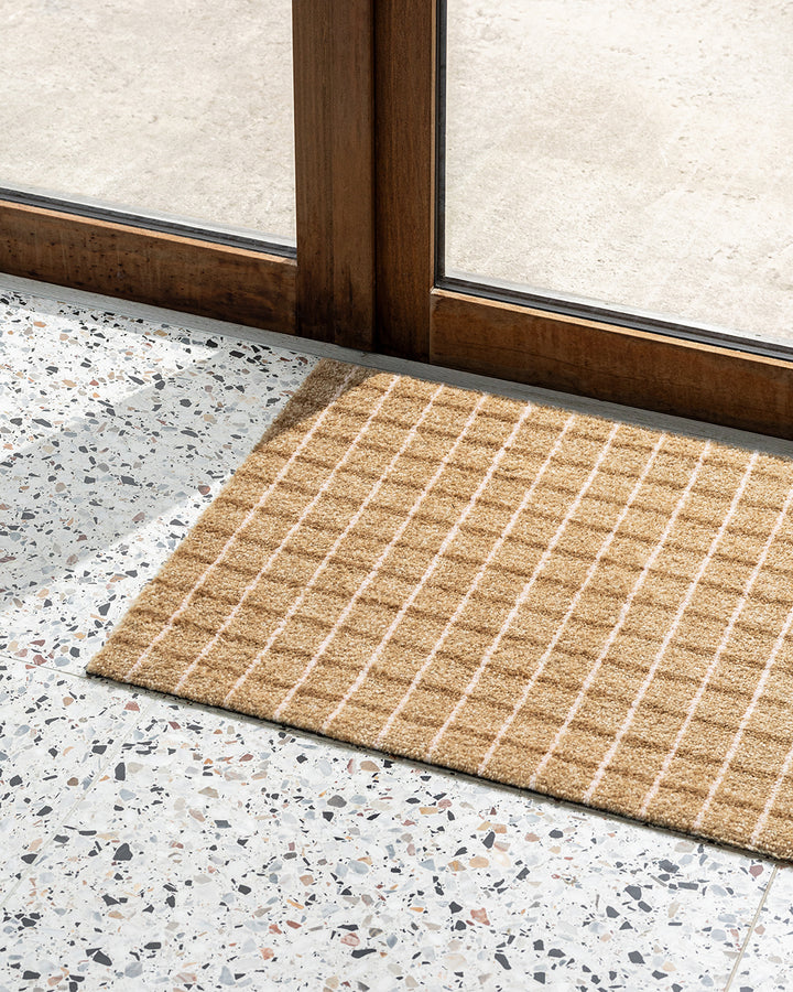 Heymat Grid Mat (Chocolate Strawberry)