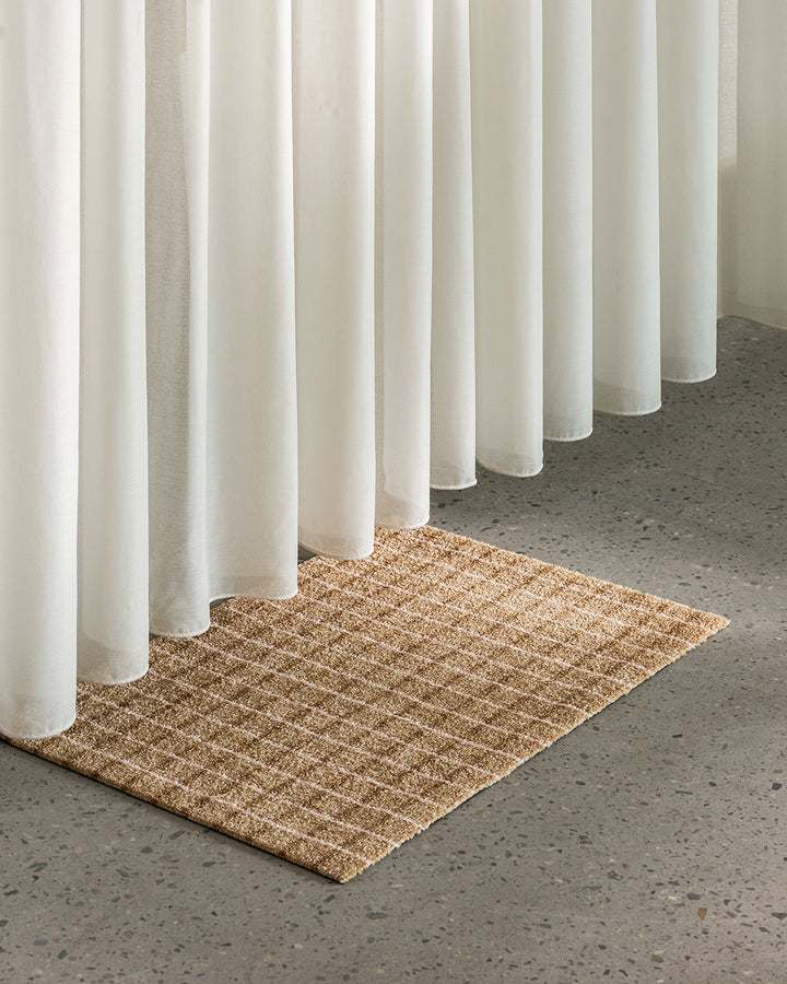 Heymat Grid Mat (Chocolate Strawberry)