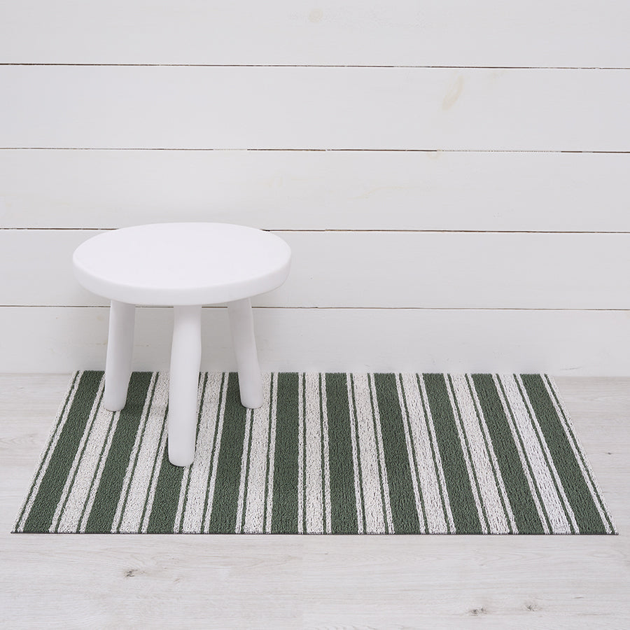 Martha Stewart x Chilewich Boardwalk Stripe Shag Floor Mats (Fern)