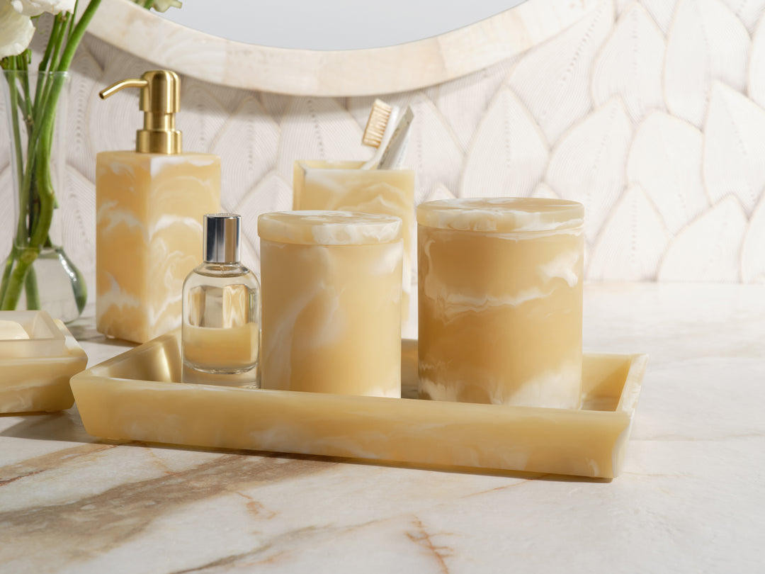 Duluth Ivory Swirled Resin Bathroom Accessories