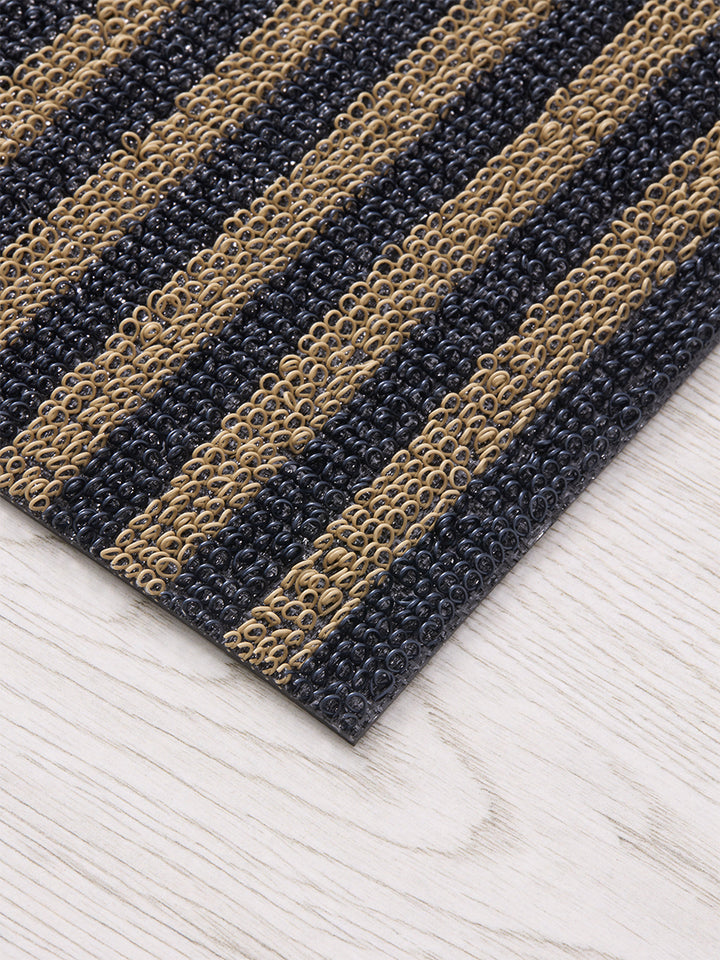 Chilewich Breton Stripe Shag Floor Mats (Coast)