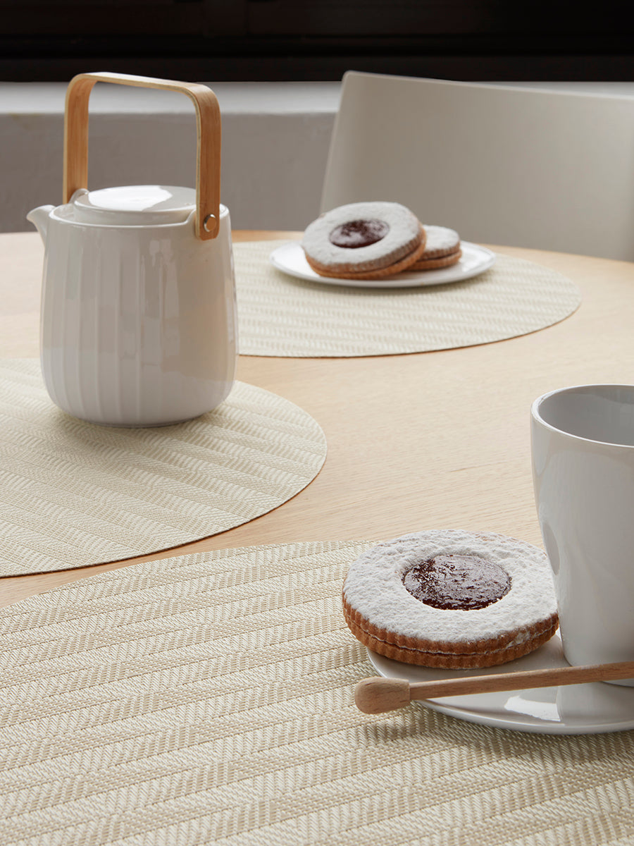 Chilewich Arrow Round Place Mats Set/4