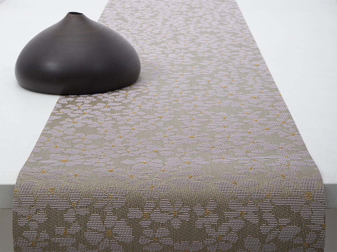 Chilewich Flora Table Runner (Mica)