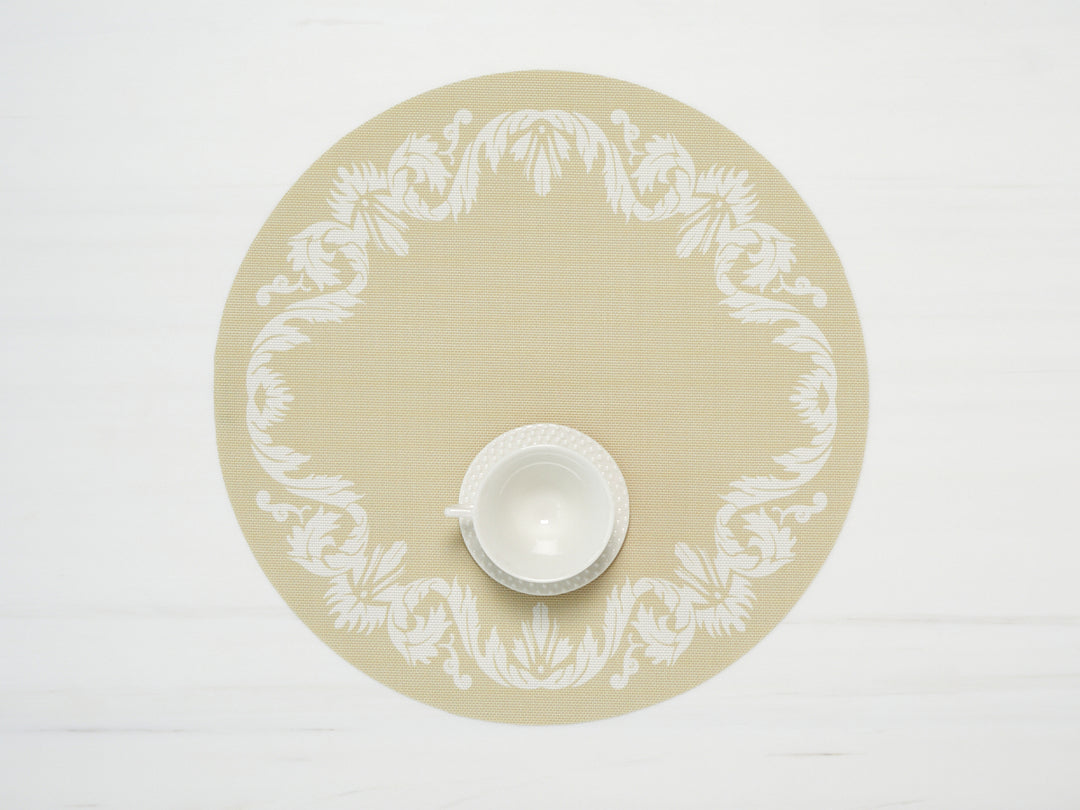 Martha Stewart x Chilewich Scroll 15" Round Place Mats Set/4 (Wheat)