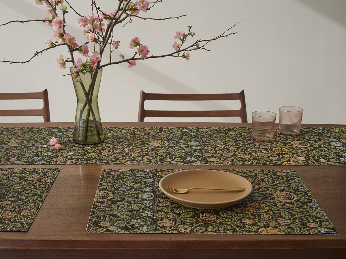The MET x Chilewich William Morris Woven Table Runner - Thumbnail 4