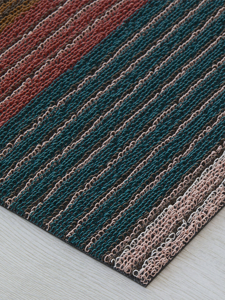 Chilewich Pleat Stripe Shag Floor Mats (Raspberry)