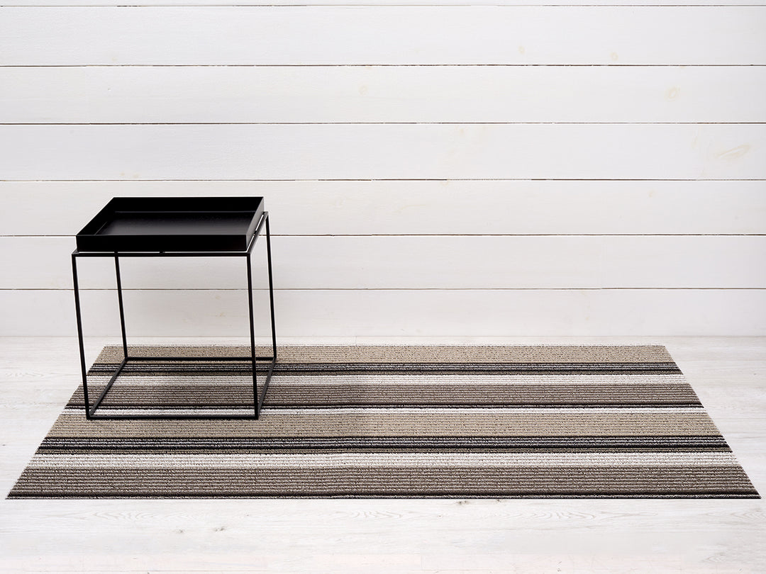 Chilewich Pleat Stripe Shag Floor Mats (Oyster)