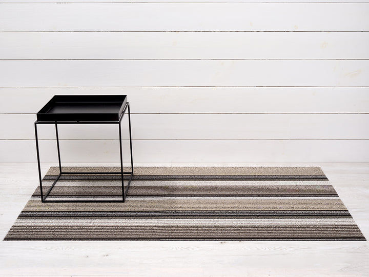 Chilewich Pleat Stripe Shag Floor Mats (Oyster)