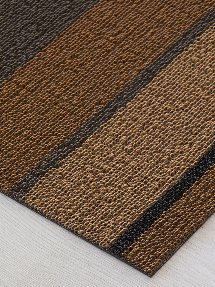 Chilewich Bolt Stripe Shag Floor Mats (Honey)