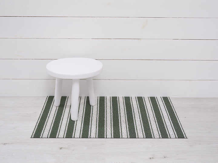 Martha Stewart x Chilewich Boardwalk Stripe Shag Floor Mats (Fern)