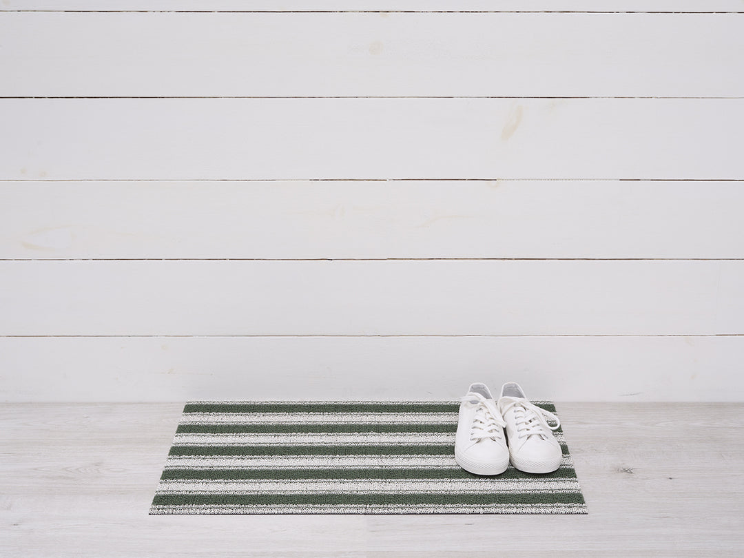 Martha Stewart x Chilewich Boardwalk Stripe Shag Floor Mats (Fern)