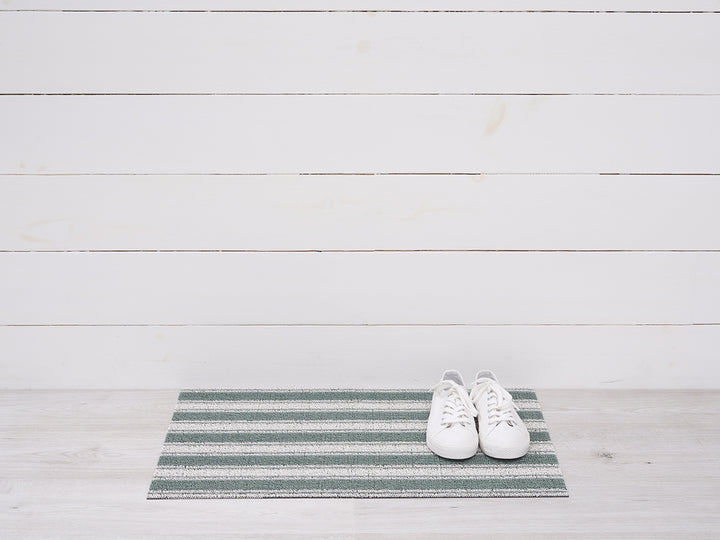 Martha Stewart x Chilewich Boardwalk Stripe Shag Floor Mats (Seaside)