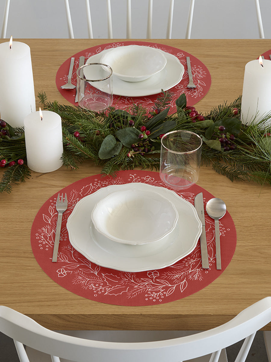 Martha Stewart x Chilewich Wreath Round Place Mats Set/4 (Crimson)