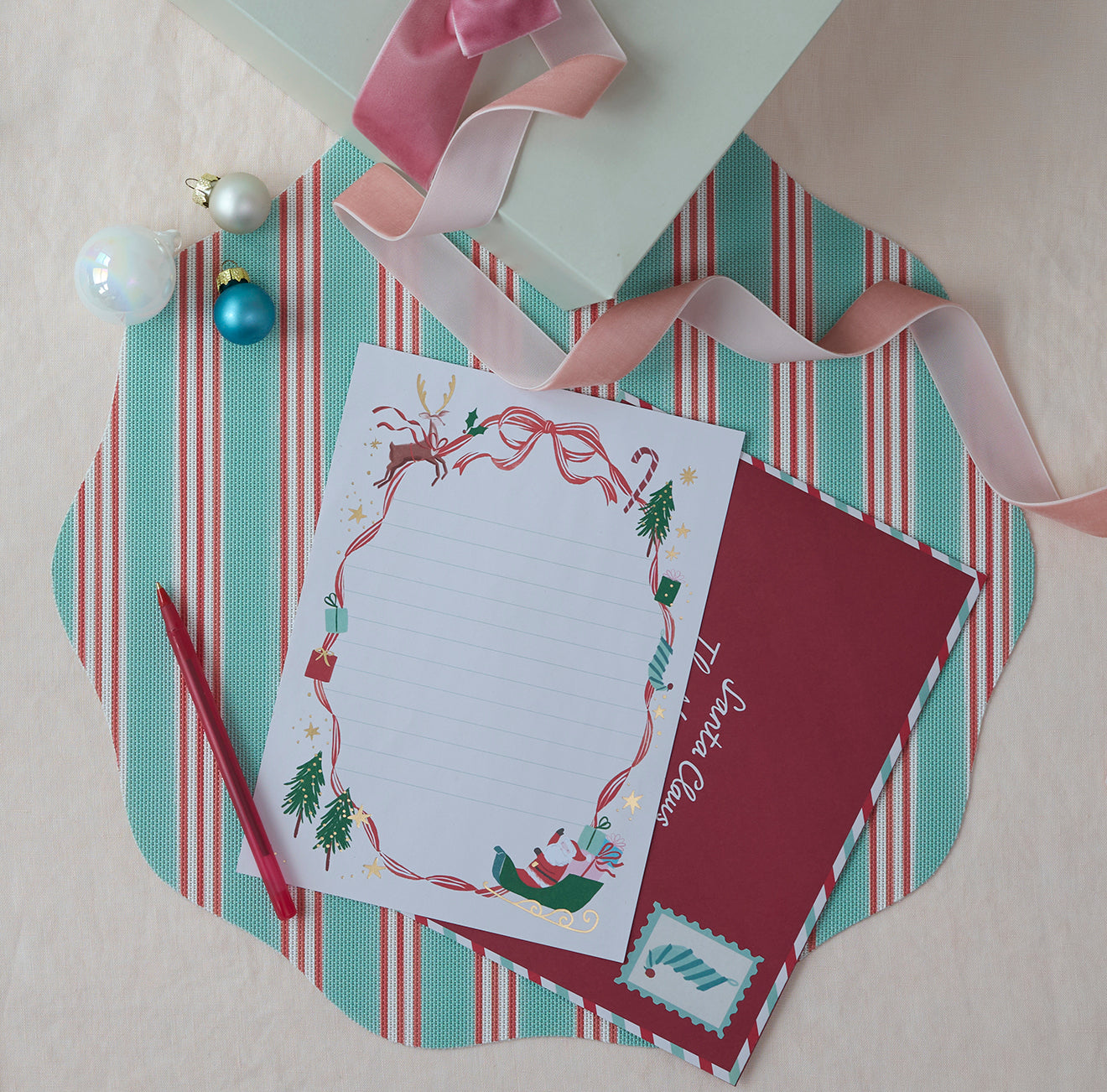 Meri Meri x Chilewich Scallop Placemats - Thumbnail 3