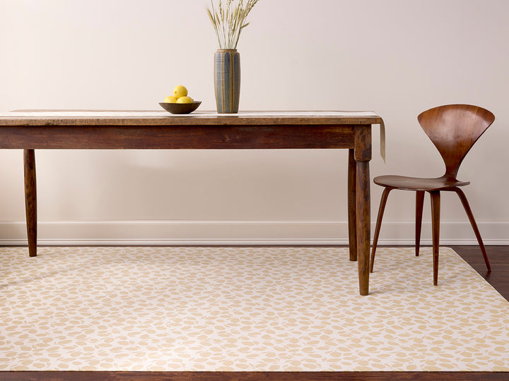 Martha Stewart x Chilewich Lemon Leaves Woven Floormat Rug (Goldenrod)