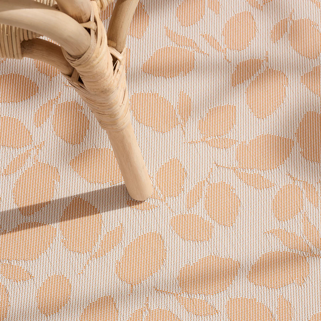 Martha Stewart x Chilewich Lemon Leaves Woven Floormat Rug (Marigold)