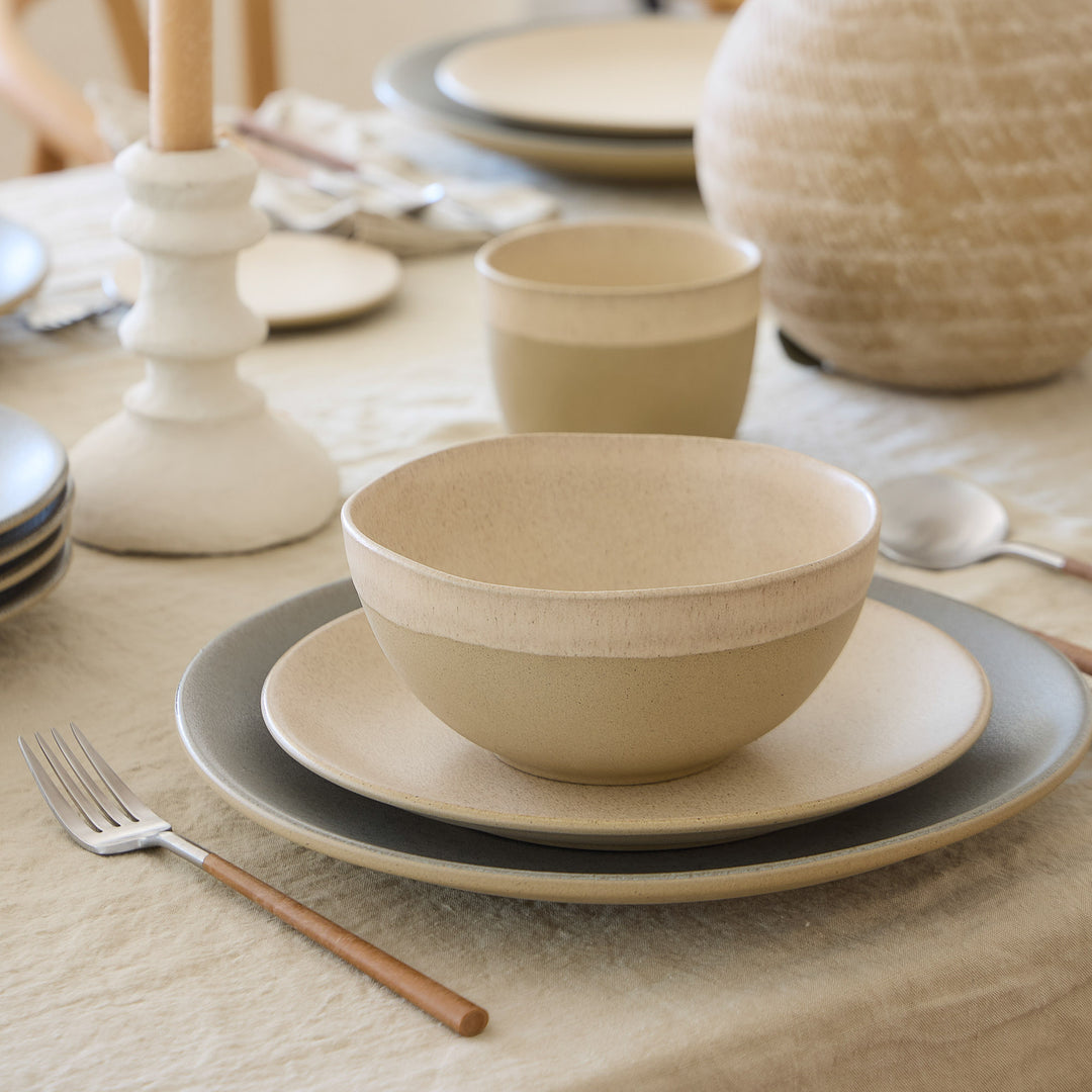Costa Nova Arenito Fine Stoneware Dinnerware (Champagne Yellow)
