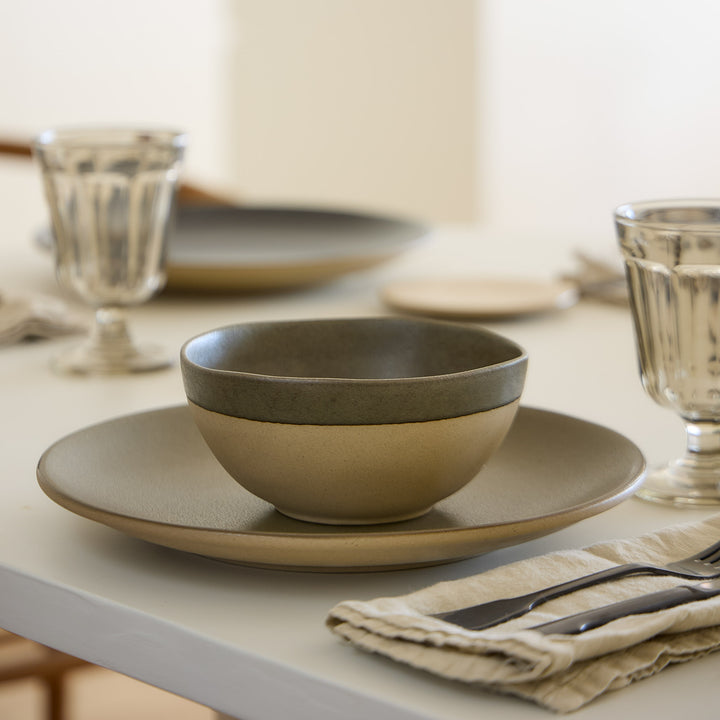 Costa Nova Arenito Fine Stoneware Dinnerware (Olive Green)