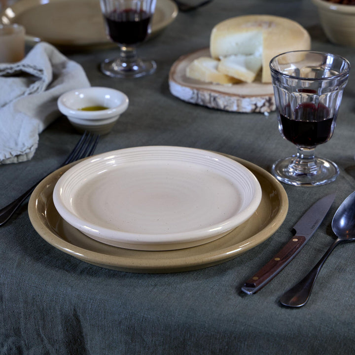 Costa Nova Scotia Fine Stoneware Dinnerware (Vanilla/Beige)