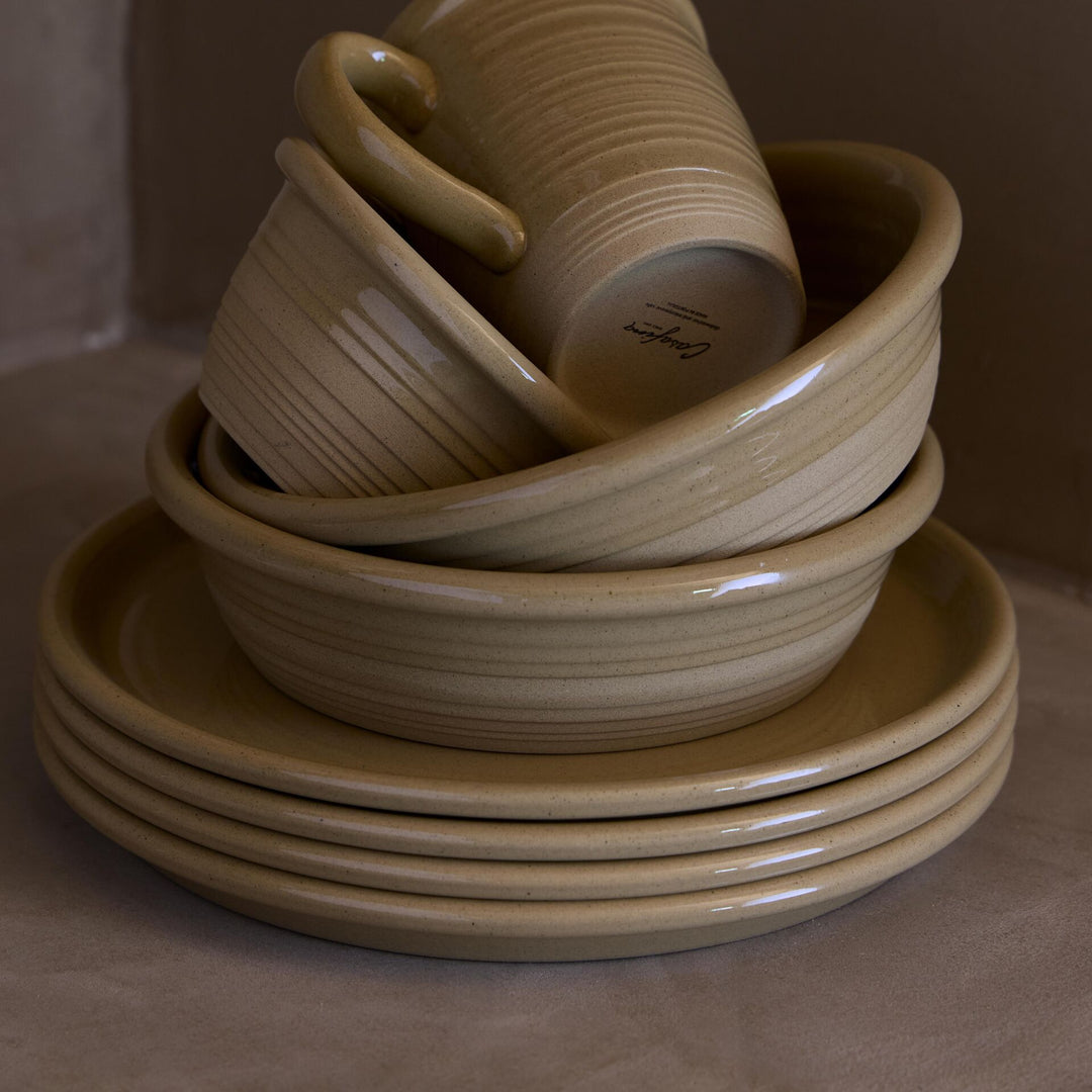 Costa Nova Scotia Fine Stoneware Dinnerware (Brown)