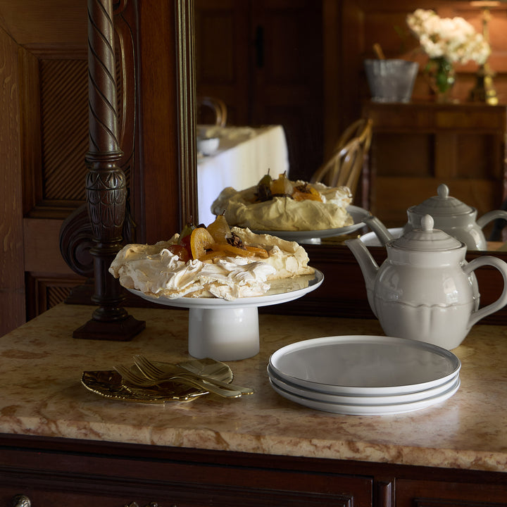 Costa Nova Resonance Porcelain Dinnerware (White/Gold)