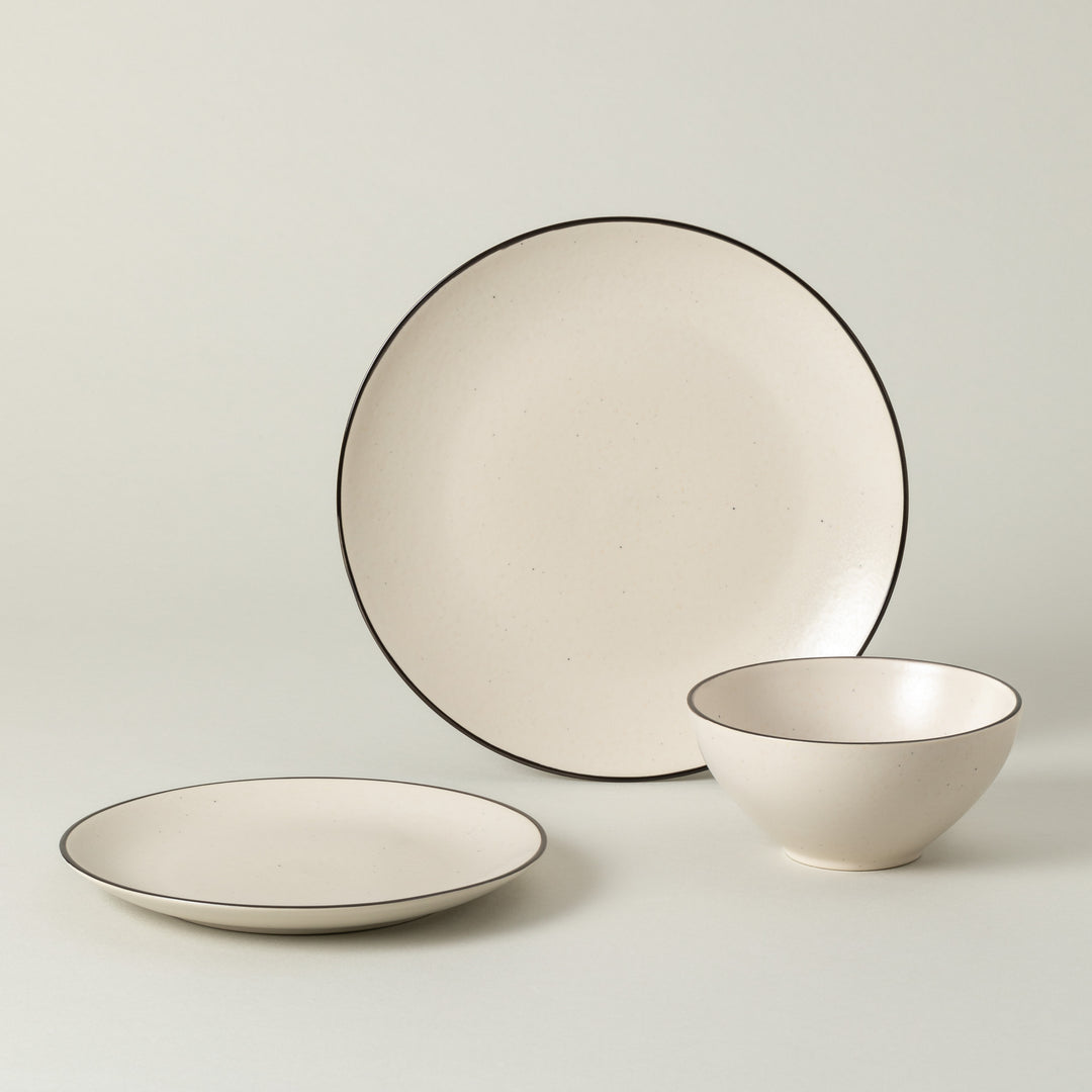 Costa Nova Augusta Fine Stoneware Dinnerware (Natural/Black)