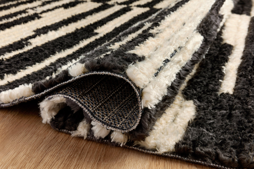 Chris Loves Julia x Loloi Alice Cream / Charcoal  Accent Rug (ALI-03)