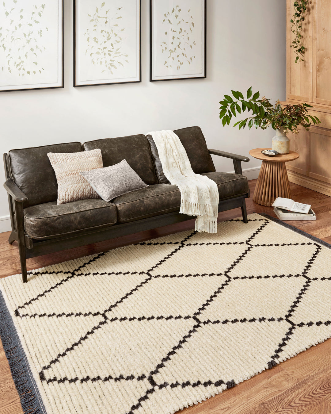 Chris Loves Julia x Loloi Alice Cream / Charcoal  Accent Rug (ALI-04)