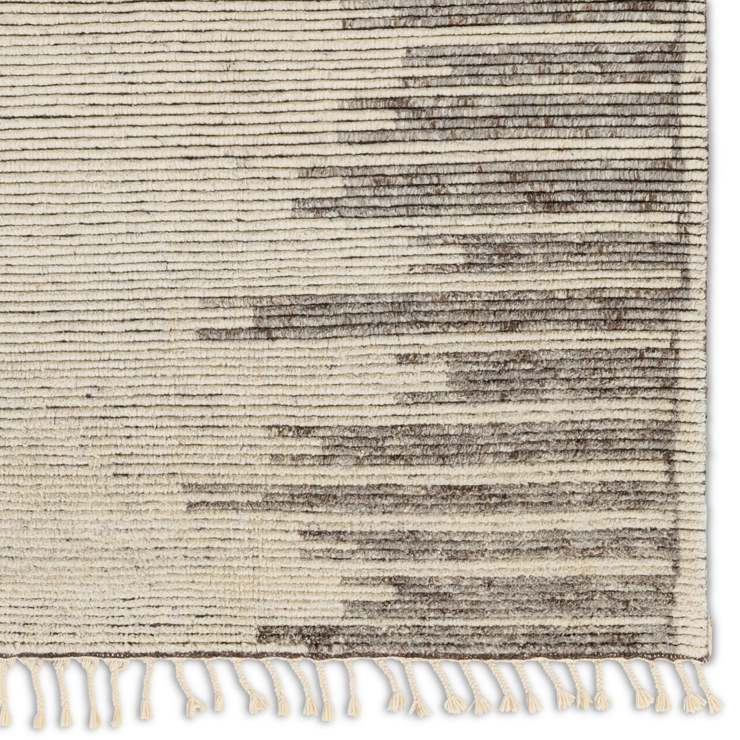 Jaipur Living Patra Hand-Knotted Solid Cream/ Taupe Area Rug (ALPINE - ALP05)
