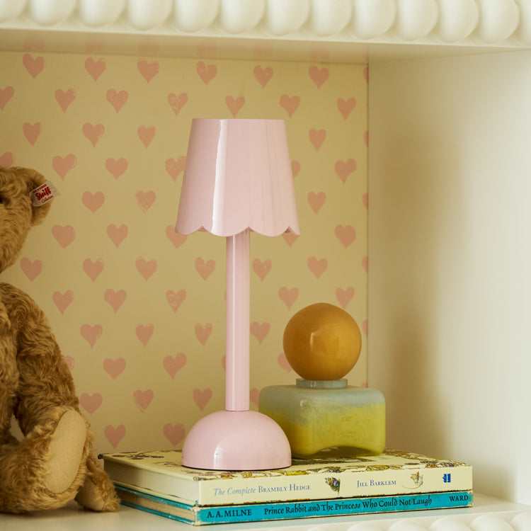 Addison Ross Pink Lacquer Scallop LED Lamp