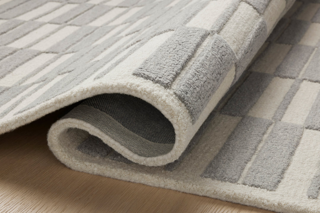 Chris Loves Julia x Loloi Bradley Ivory / Grey Accent Rug (BRL-03)