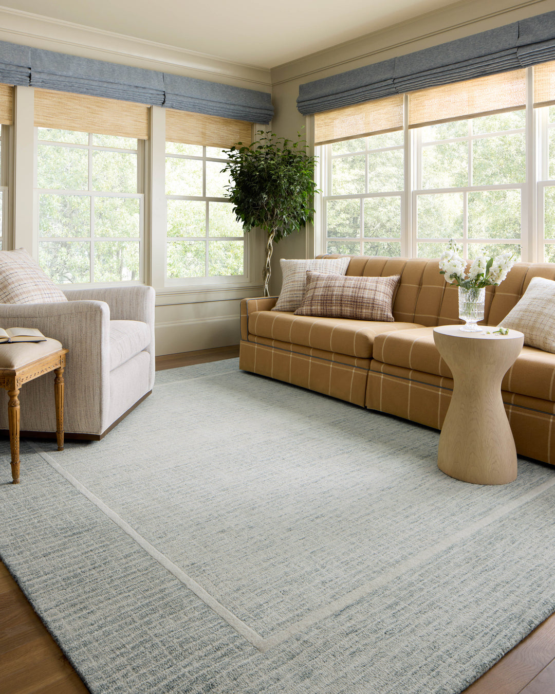 Chris Loves Julia x Loloi Briggs Mist / Ivory Accent Rug (BRG-01)