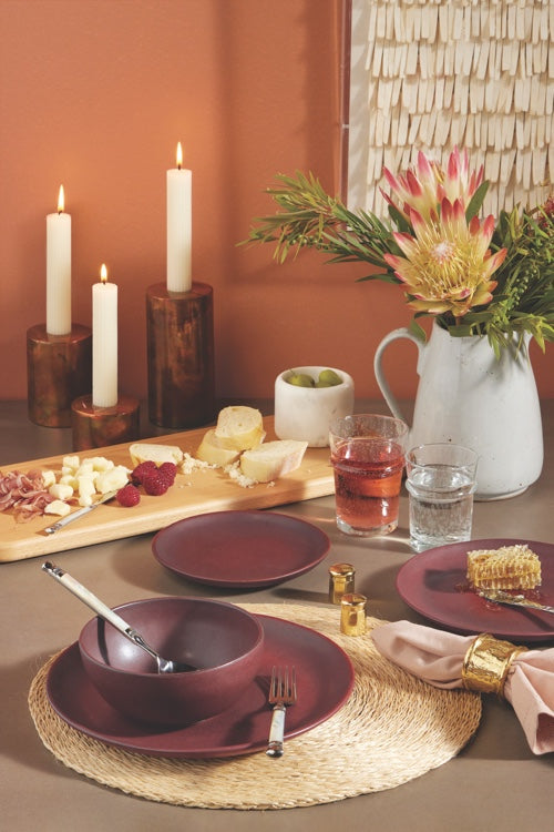 Wellington Oxblood Stoneware Bread/Cupcake Plates Set/4