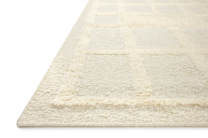 Loloi Cassian Ivory Accent Rug (CAI-01)