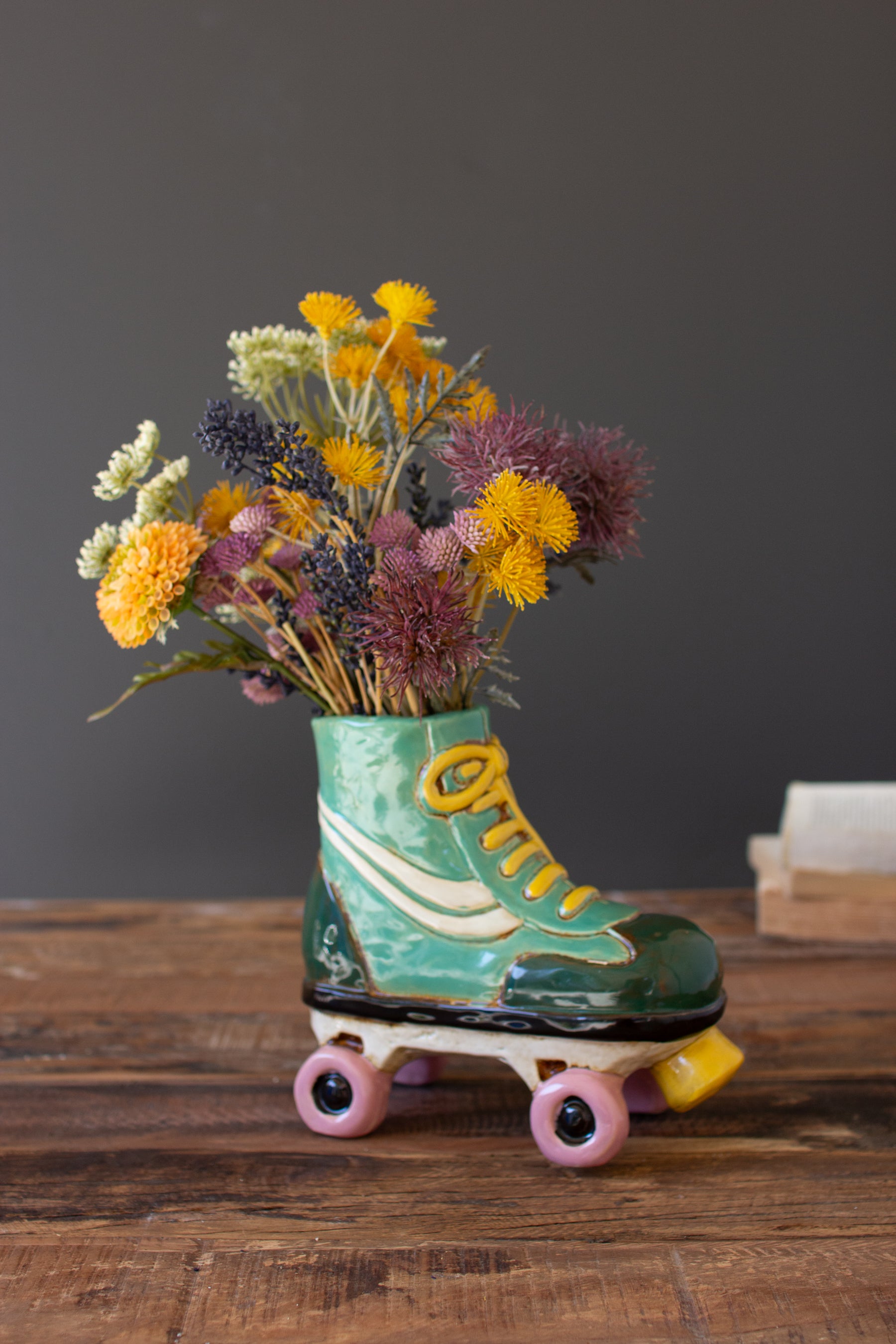 Ceramic Roller Skate Planter - Thumbnail 5