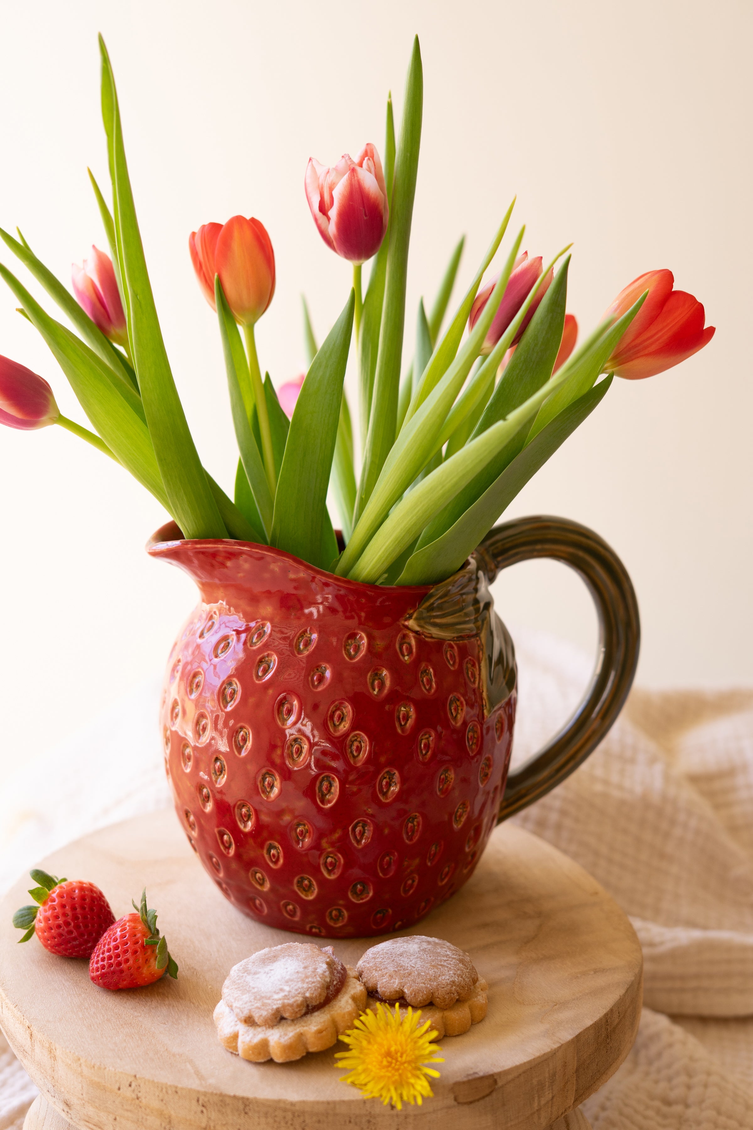Ceramic Strawberry Pitcher - Thumbnail 5