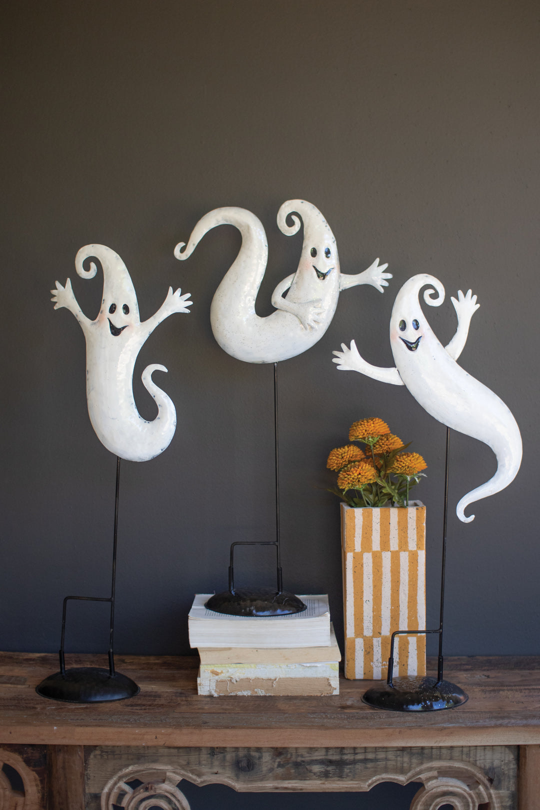 Set of 3 Painted Metal Ghosts Yard Stakes