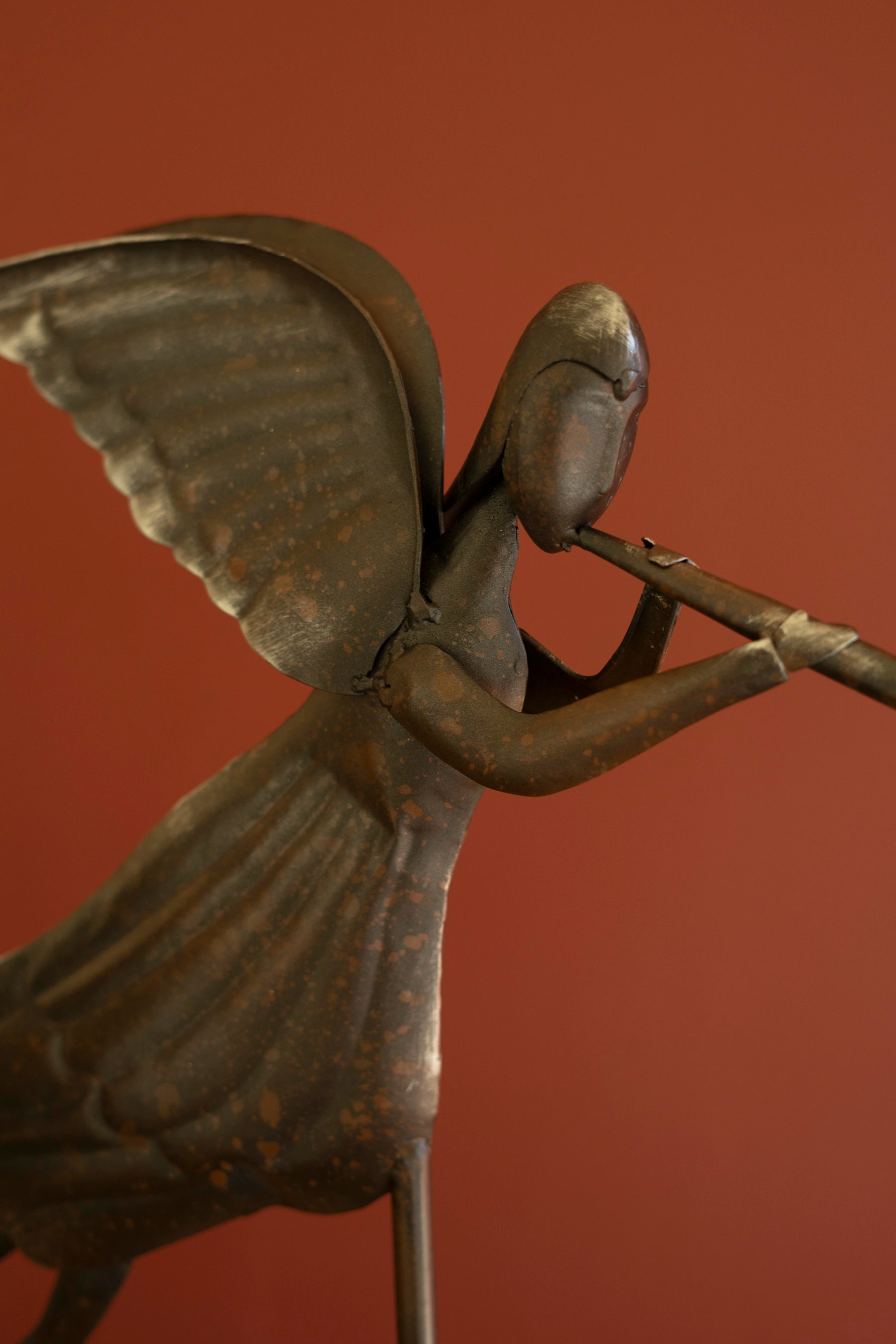 Set of 2 Rustic Metal Folk Art Angels - Thumbnail 4