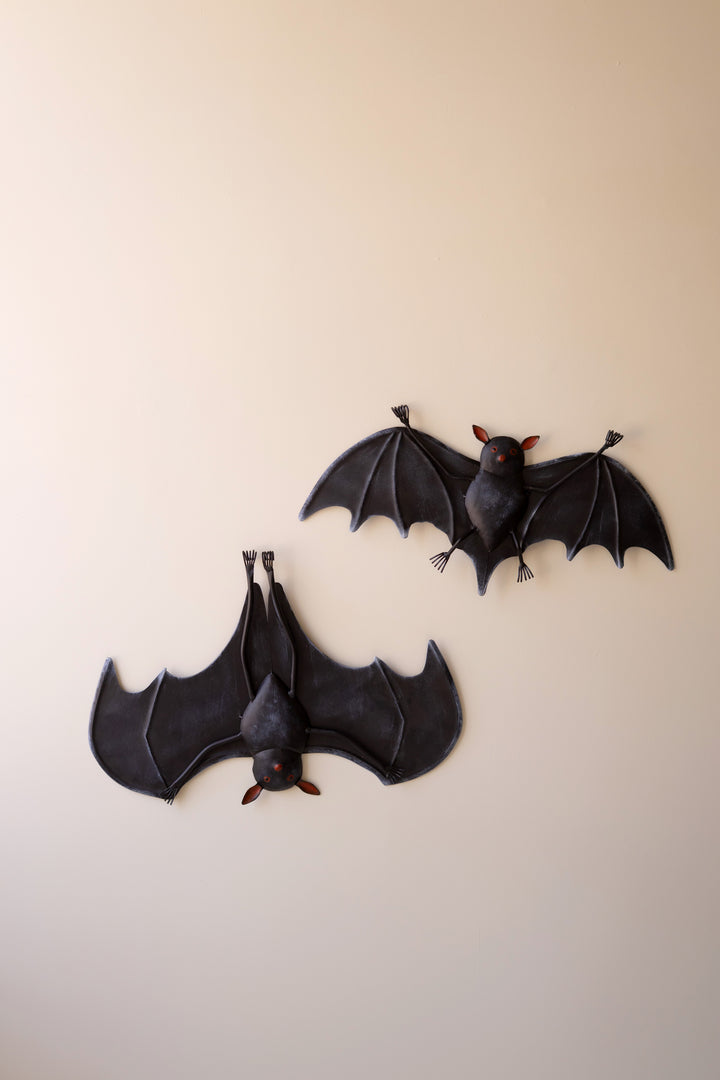 Set of 2 Painted Metal Wall-Hanging Halloween Bats