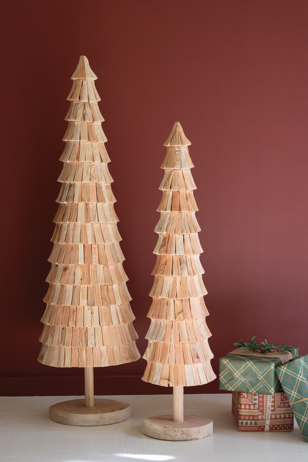 Set of 2 Fir Wood Petal Christmas Trees