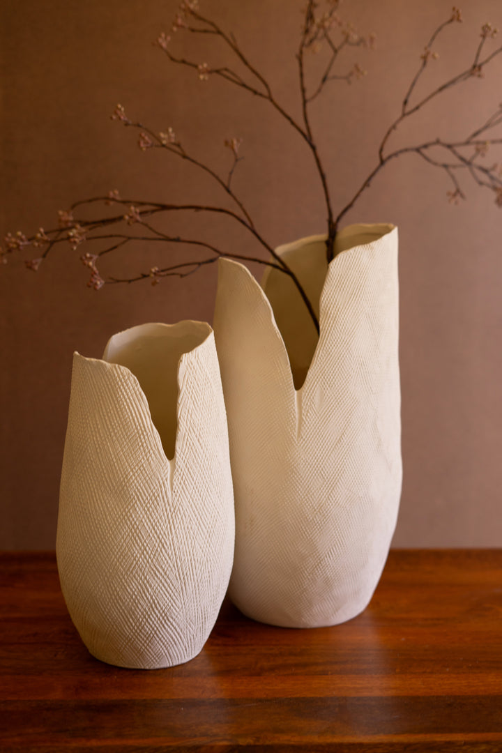 Textured Bloom Flower Vase / Small