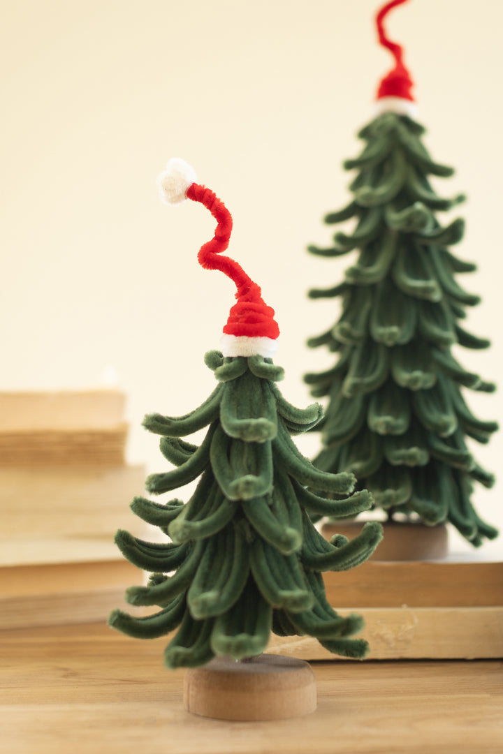 Set of 3 Pipe Cleaner Christmas Trees with Hats
