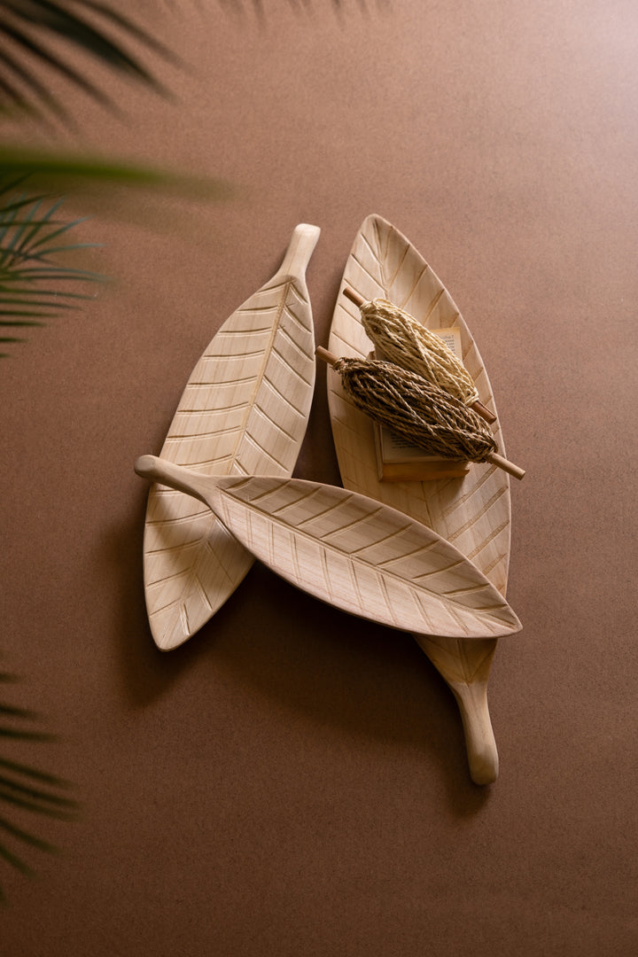 Set of 3 Wooden Leaf Trays