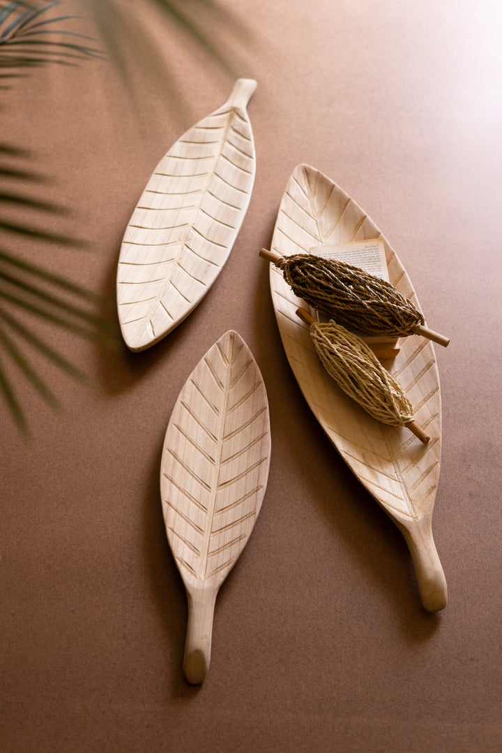 Set of 3 Wooden Leaf Trays